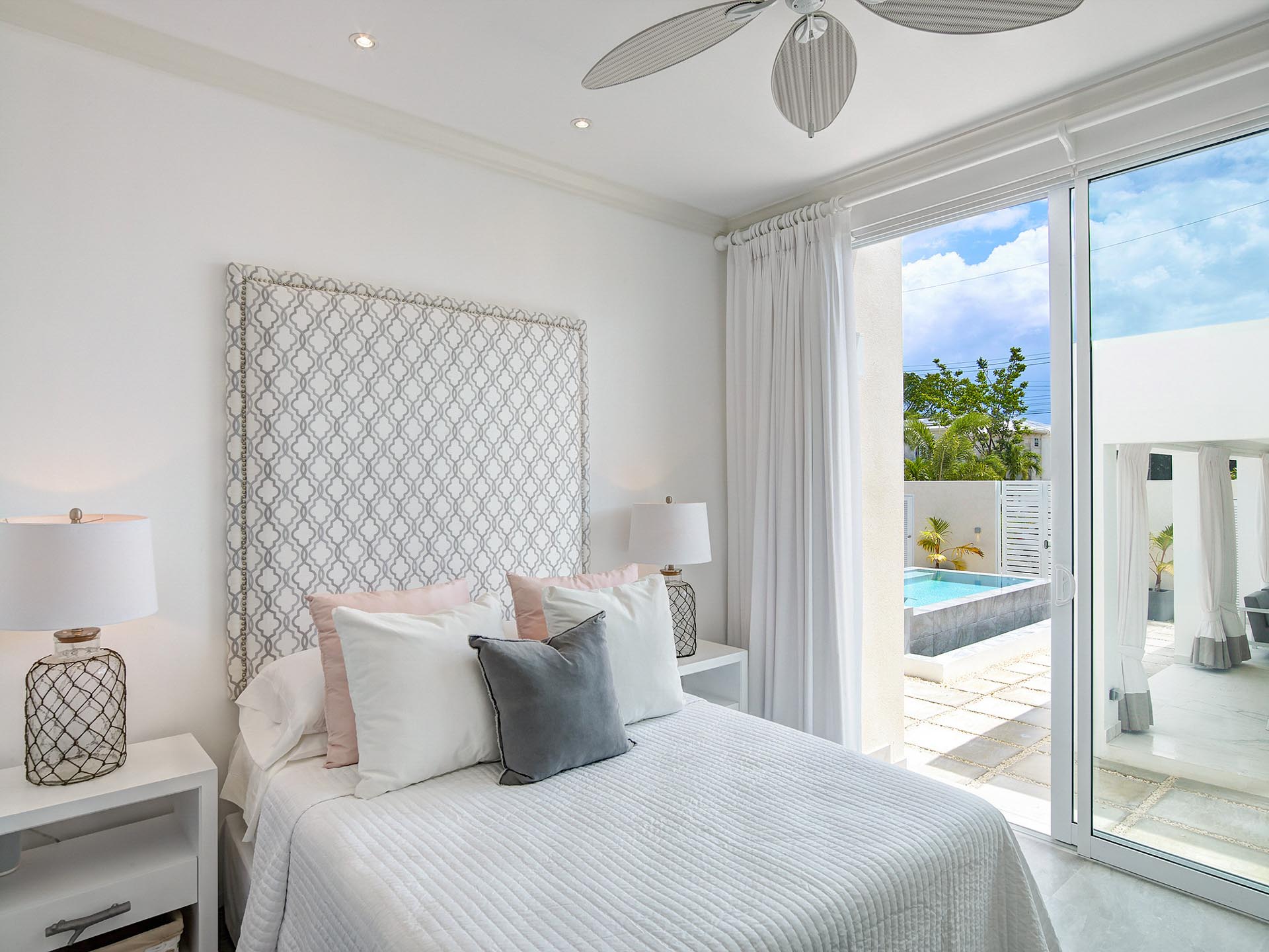 footprints-cottage-porters-place-11